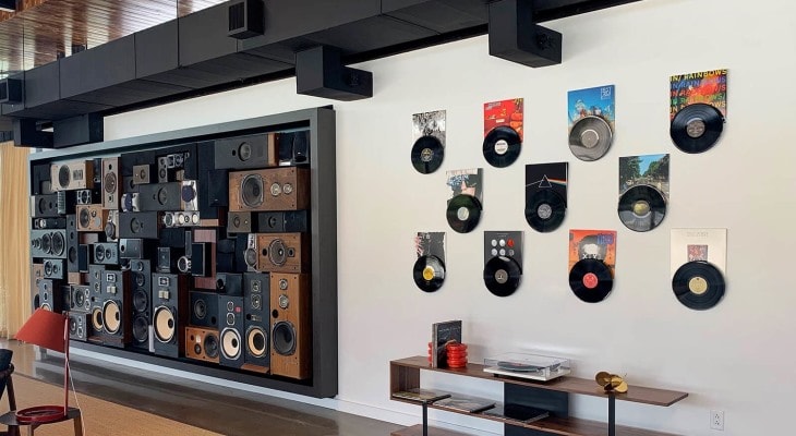 How to Hang Vinyl Records on a Wall Without Nails - No Damage!