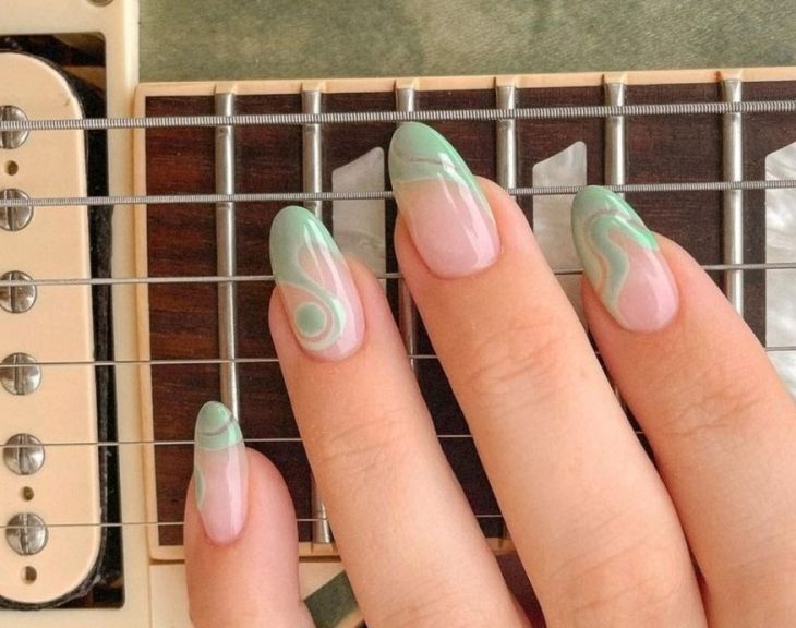 Can You Play Guitar With Acrylic Nails? (Expert's Advice) - Harmonyvine
