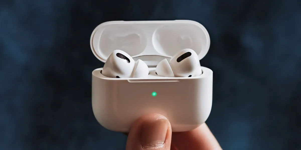 How Long Do AirPods Last on Various Battery Levels?