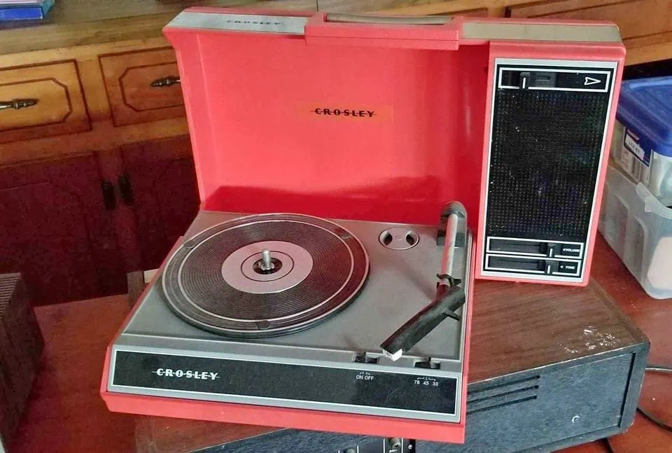 Victrola vs Crosley Turntables (or Neither?) My Honest Take!