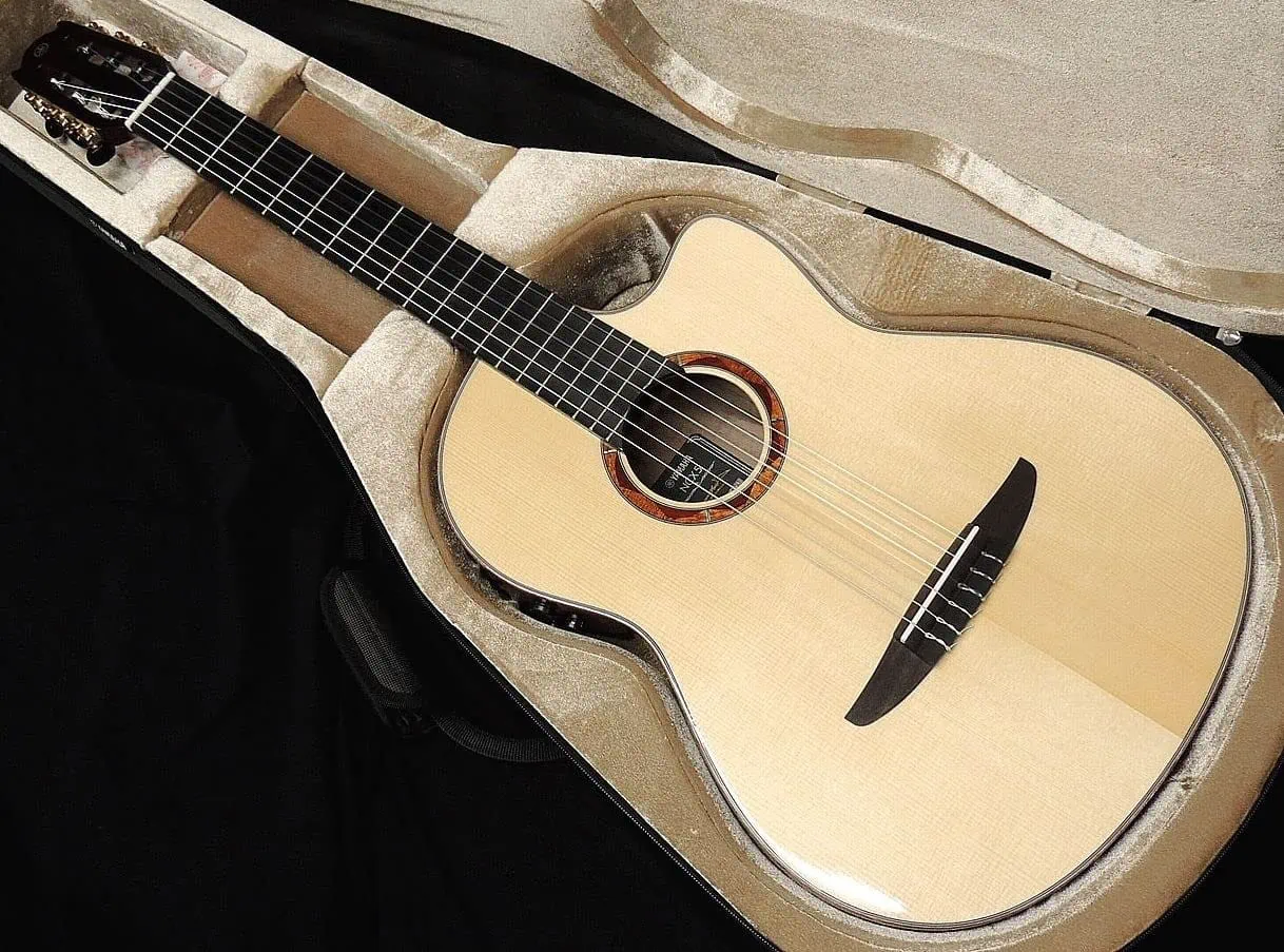 Acoustic Guitar Sizes & Picking the Right Size for You!