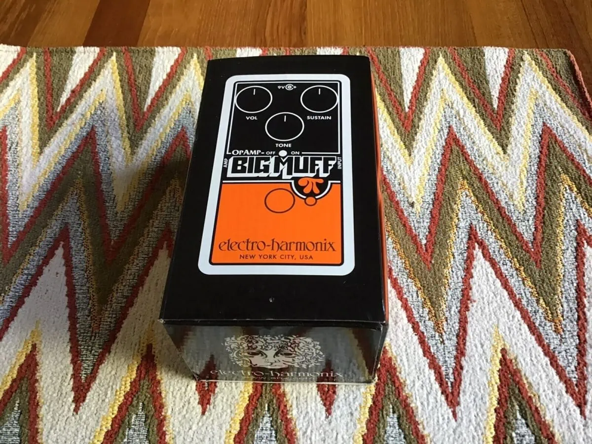 Arctic Monkeys Amp Settings, Guitars, Pedals & Gear Guide