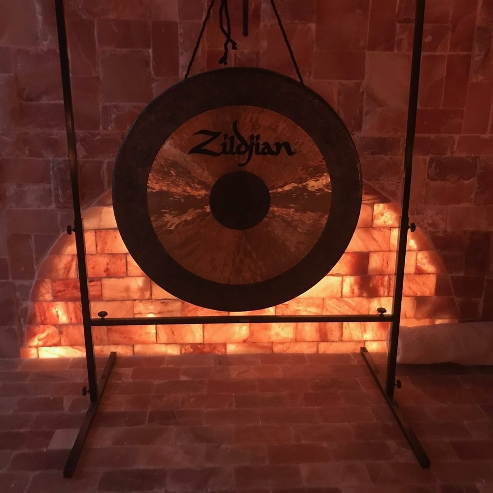 5 Best Gongs for Sound Healing / Beginners (Affordable Picks!)