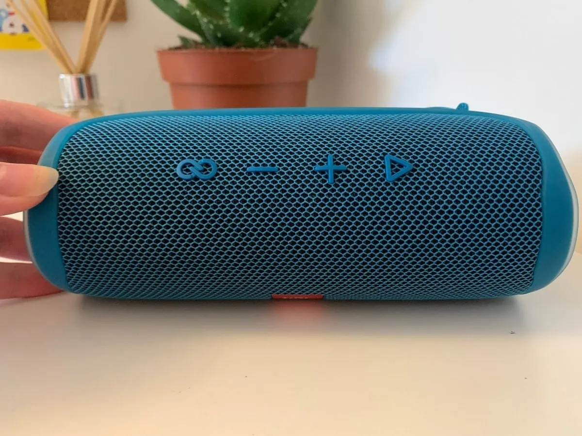 Why Does My JBL Speaker Keep Turning Off? Immediate Fix!