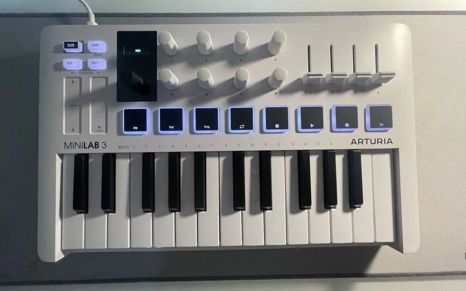 Arturia MiniLab 3