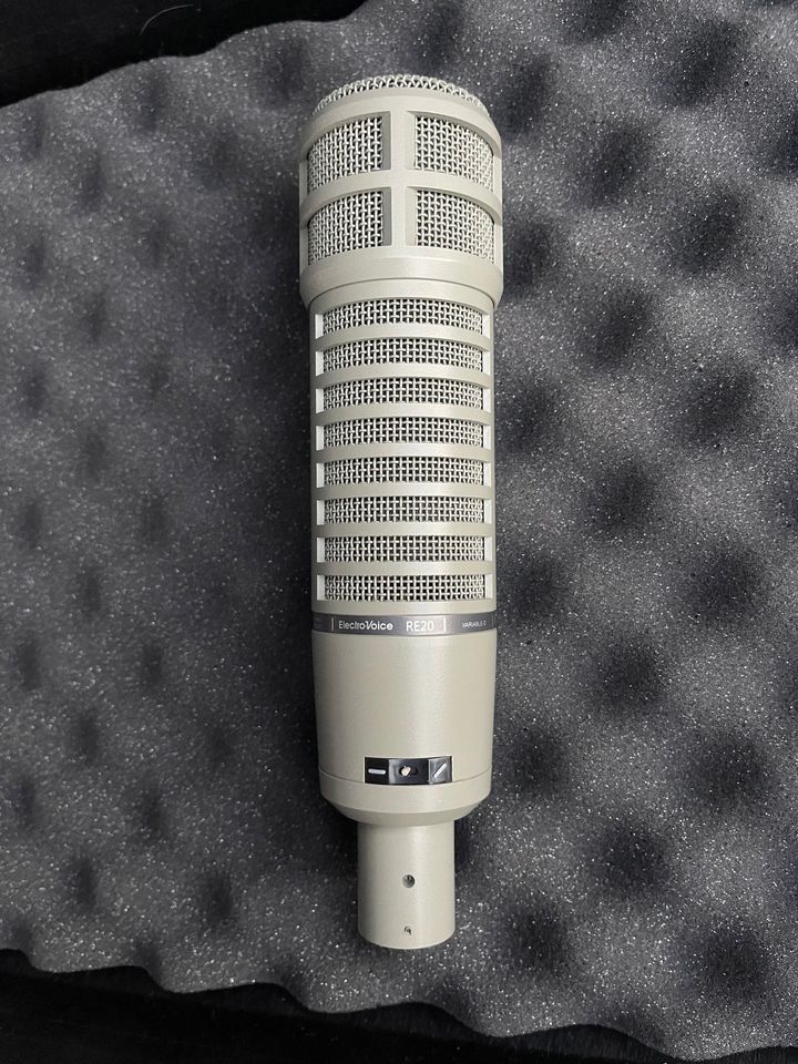 Electro-Voice RE20