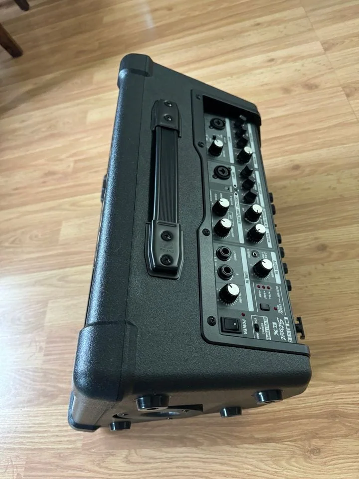 Roland CUBE Street EX Controls