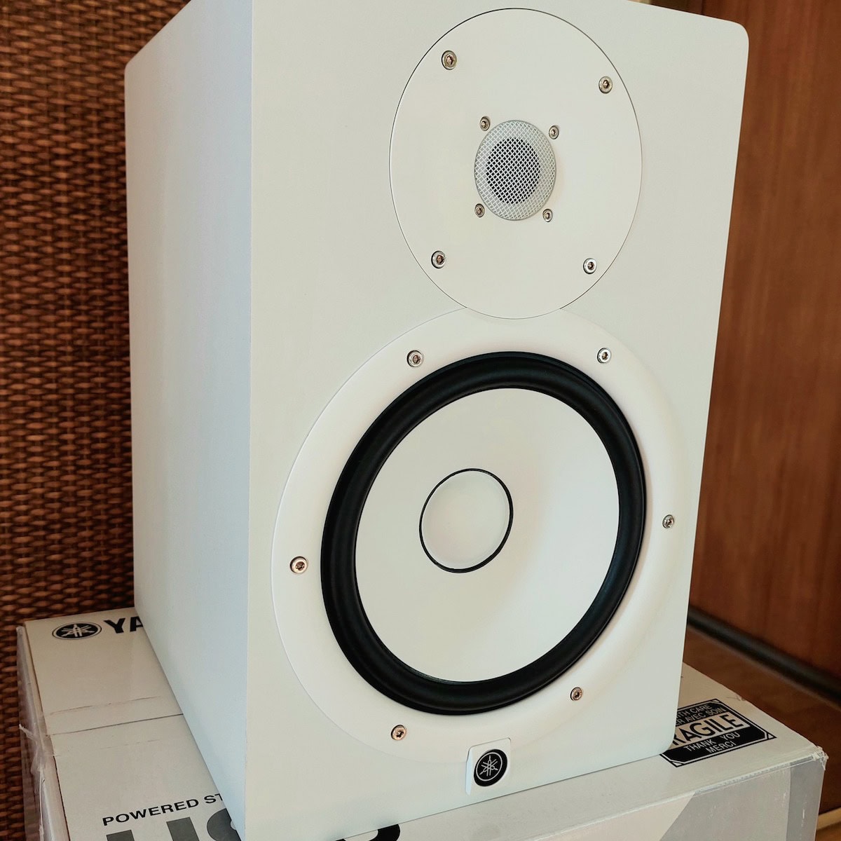 Yamaha HS8