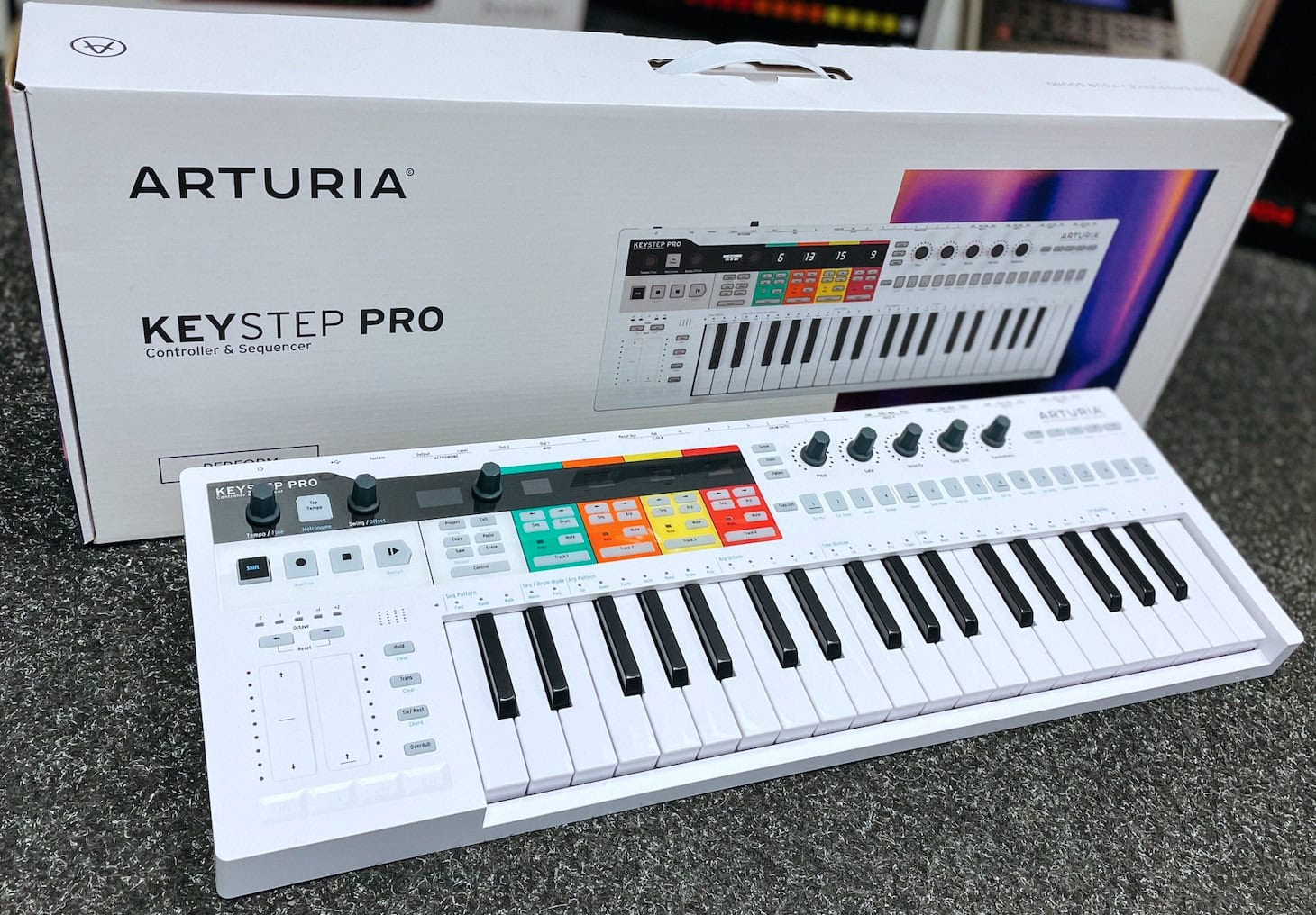 Arturia KeyStep Pro 37