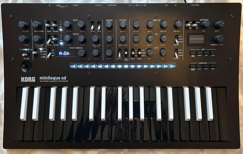 Korg Minilogue XD